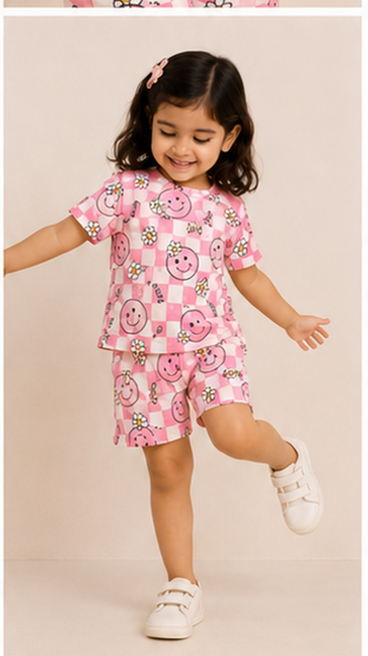 Pink Smiley Checkered Kids Co-Ord Set – Cute Daisy Print T-Shirt & Shorts for Girls