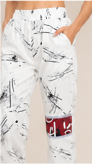 Women White Abstract Printed Joggers – Stylish Casual Lounge & Streetwear Pants